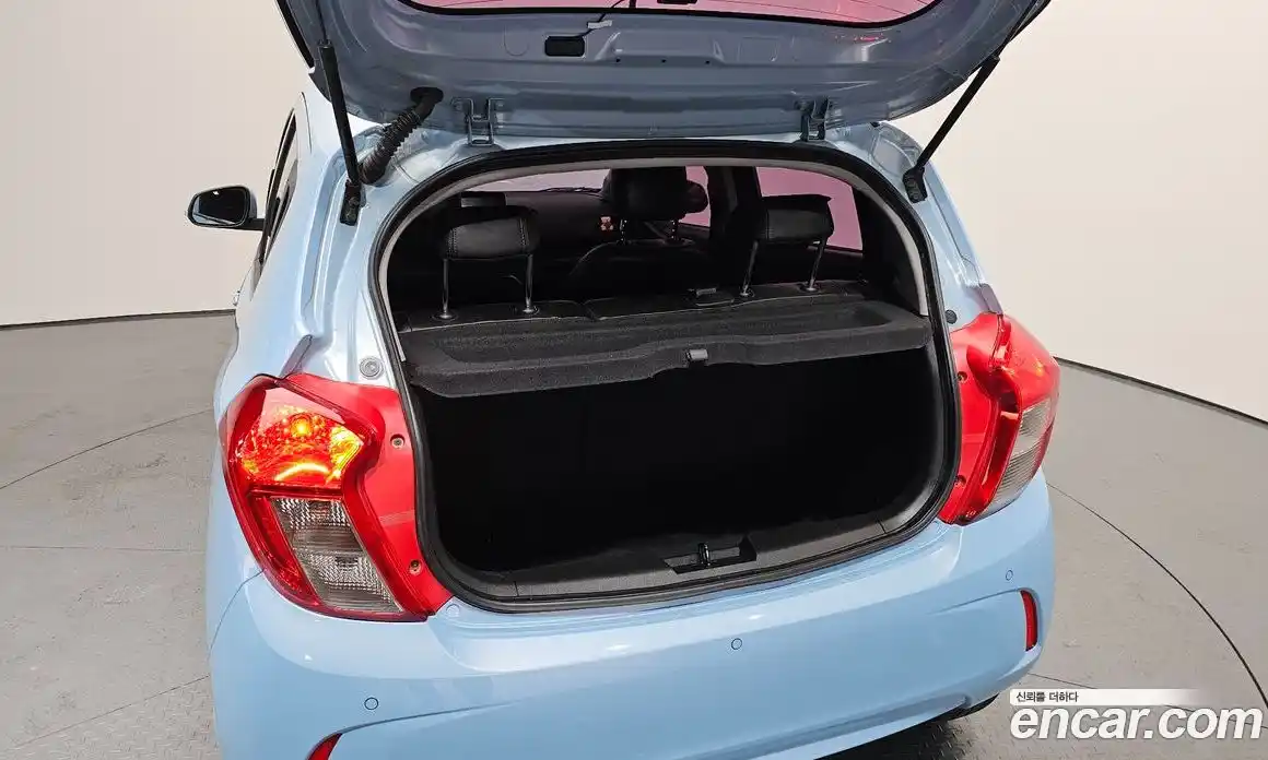 Chevrolet Spark 2015 1.0 автомат (гидро), фото 20