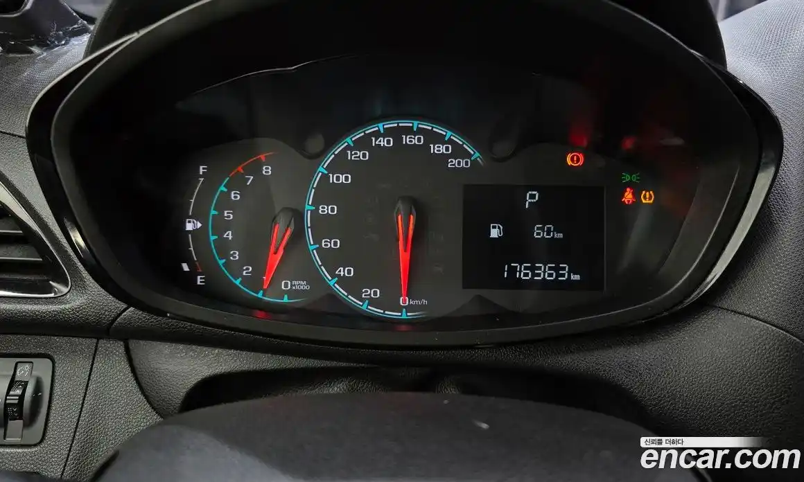 Chevrolet Spark 2015 1.0 автомат (гидро), фото 8