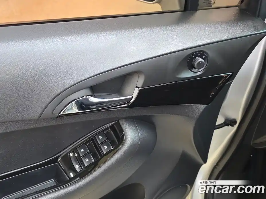 Chevrolet Orlando 2011 2.0 автомат (гидро), фото 15