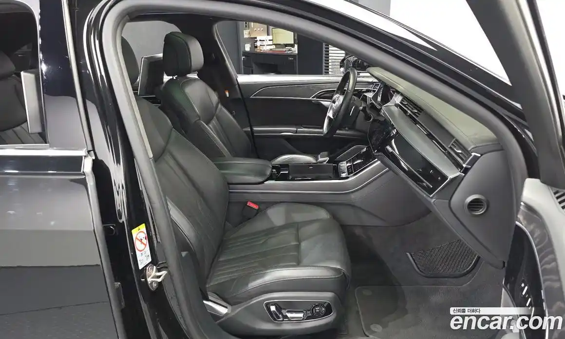 Audi A8 2021 4.0 автомат (гидро), фото 11