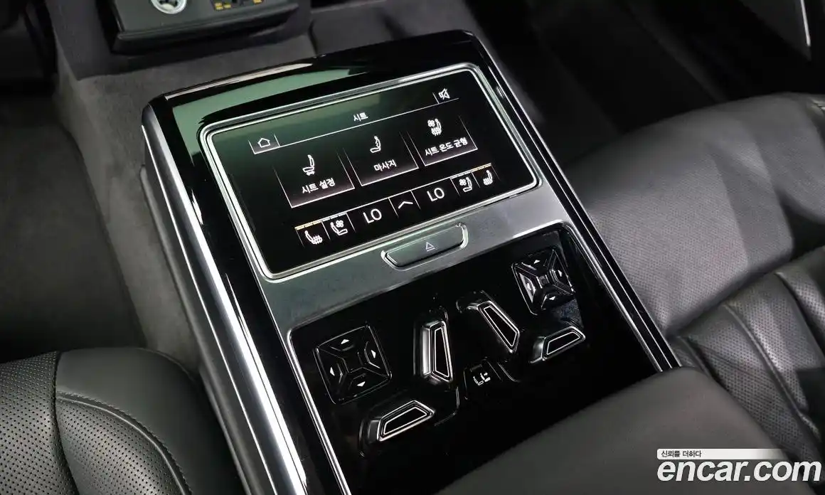 Audi A8 2021 4.0 автомат (гидро), фото 19