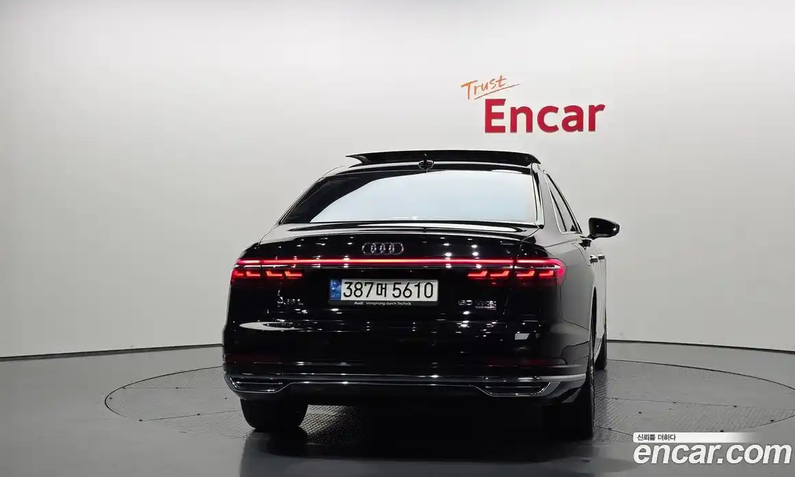 Audi A8 2021 4.0 автомат (гидро), фото 4