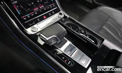 Audi A8 2021 4.0 автомат (гидро), миниатюра 9