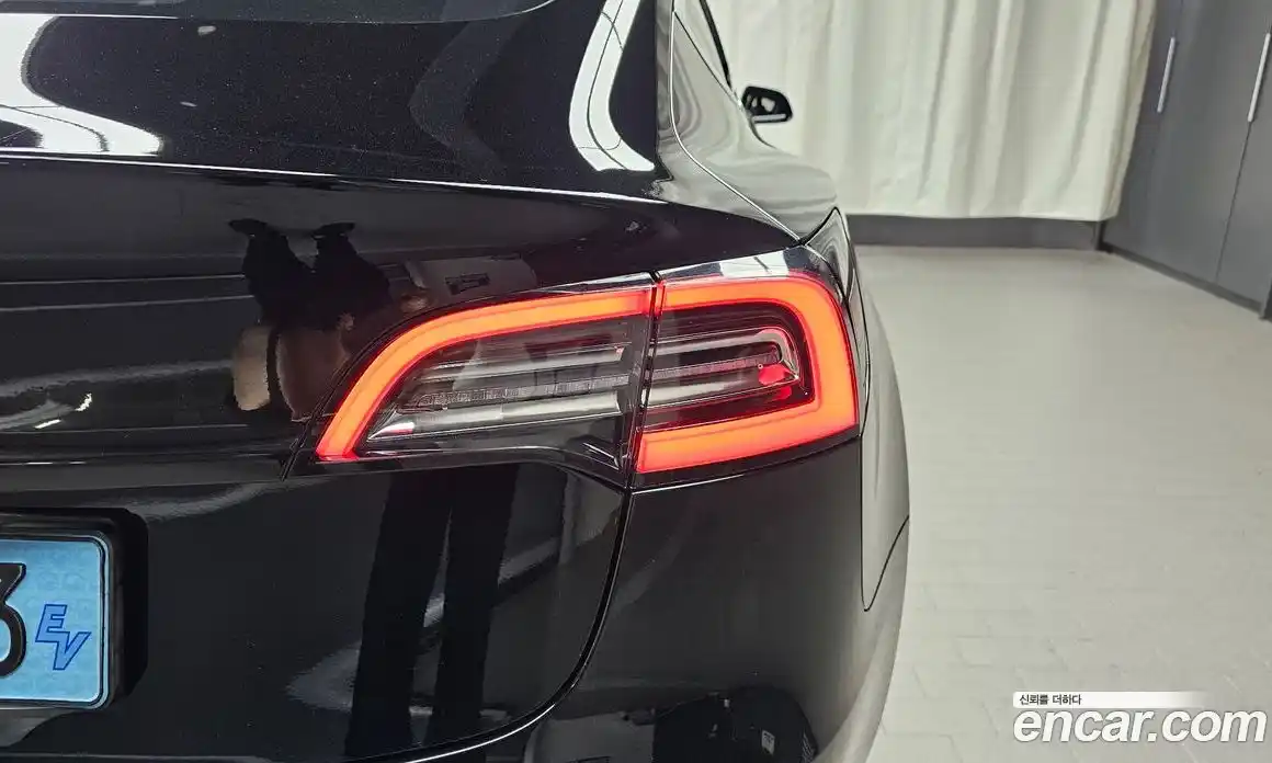 Tesla Model 3 2019 0.1 автомат (гидро), фото 9 Tesla Model 3 2019 0.1 автомат (гидро), фото 9