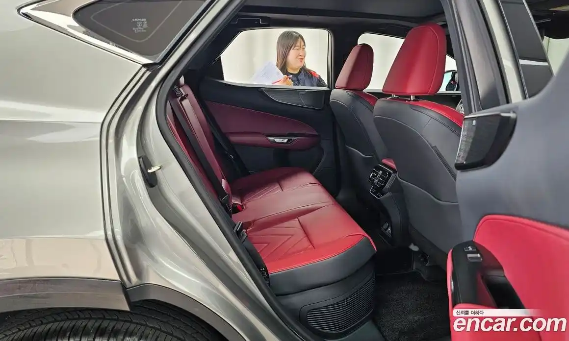 Lexus NX 2025 2.5 автомат (гидро), фото 18 Lexus NX 2025 2.5 автомат (гидро), фото 18