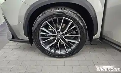Lexus NX 2025 2.5 автомат (гидро), миниатюра 5 Lexus NX 2025 2.5 автомат (гидро), миниатюра 5