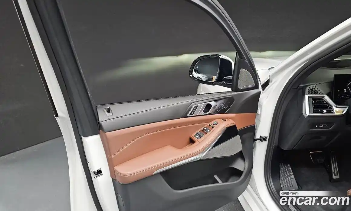 BMW X5 2025 3.0 автомат (гидро), фото 13