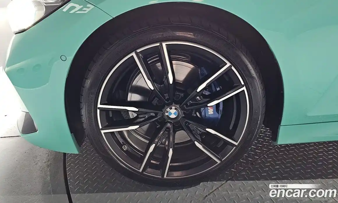 BMW 3 серия 2024 3.0 автомат (гидро), фото 5