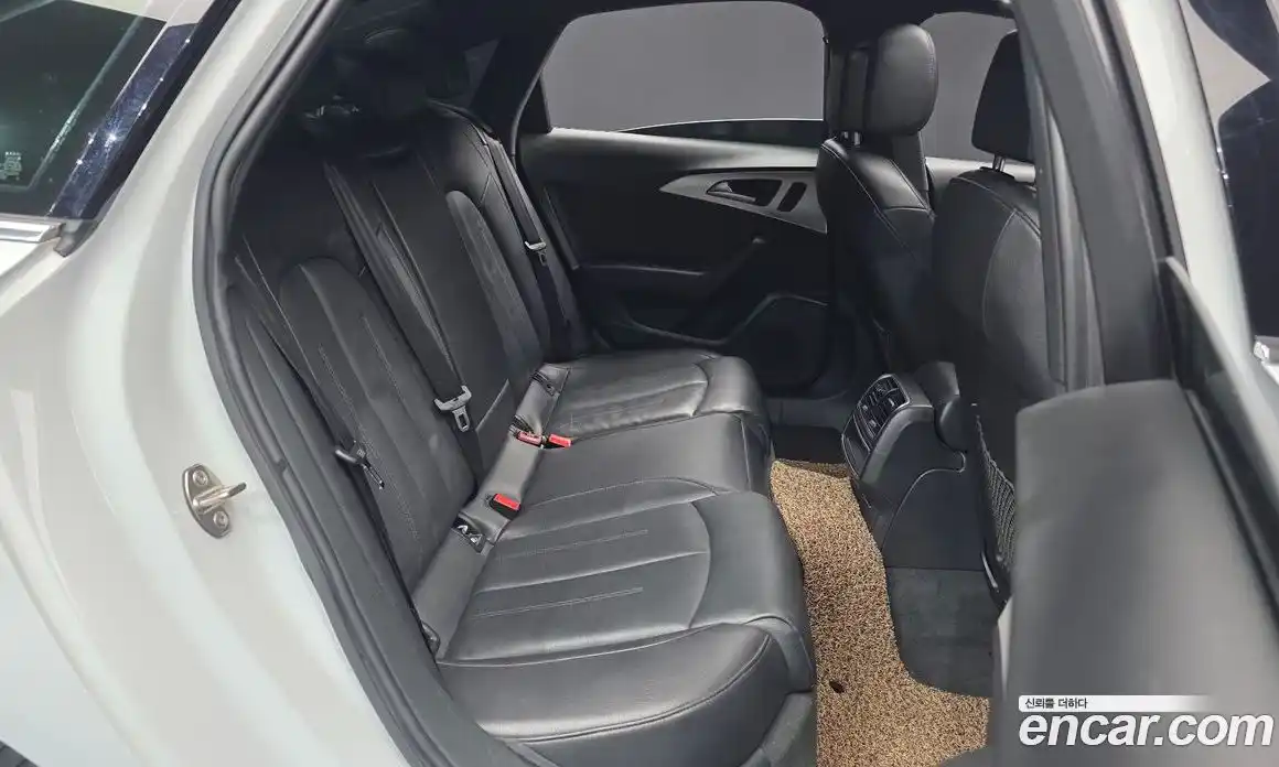 Audi A6 2018 2.0 автомат (гидро), фото 11