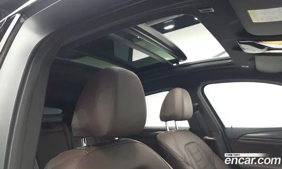 BMW X4 2024 2.0 автомат (гидро), фото 17