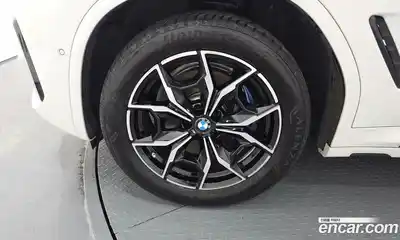BMW X4 2024 2.0 автомат (гидро), миниатюра 5