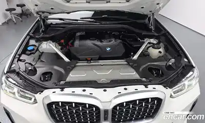 BMW X4 2024 2.0 автомат (гидро), миниатюра 6
