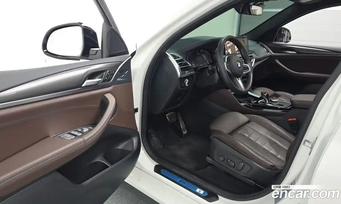 BMW X4 2024 2.0 автомат (гидро), фото 10