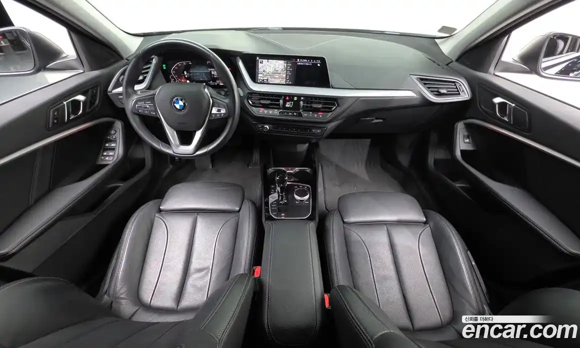 BMW 1 серия 2022 2.0 автомат (гидро), фото 7