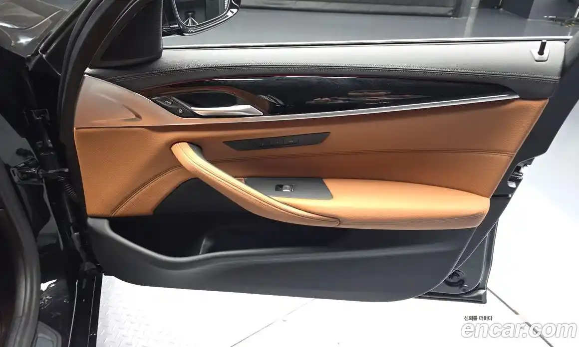 BMW 5 серия 2022 2.0 автомат (гидро), фото 14