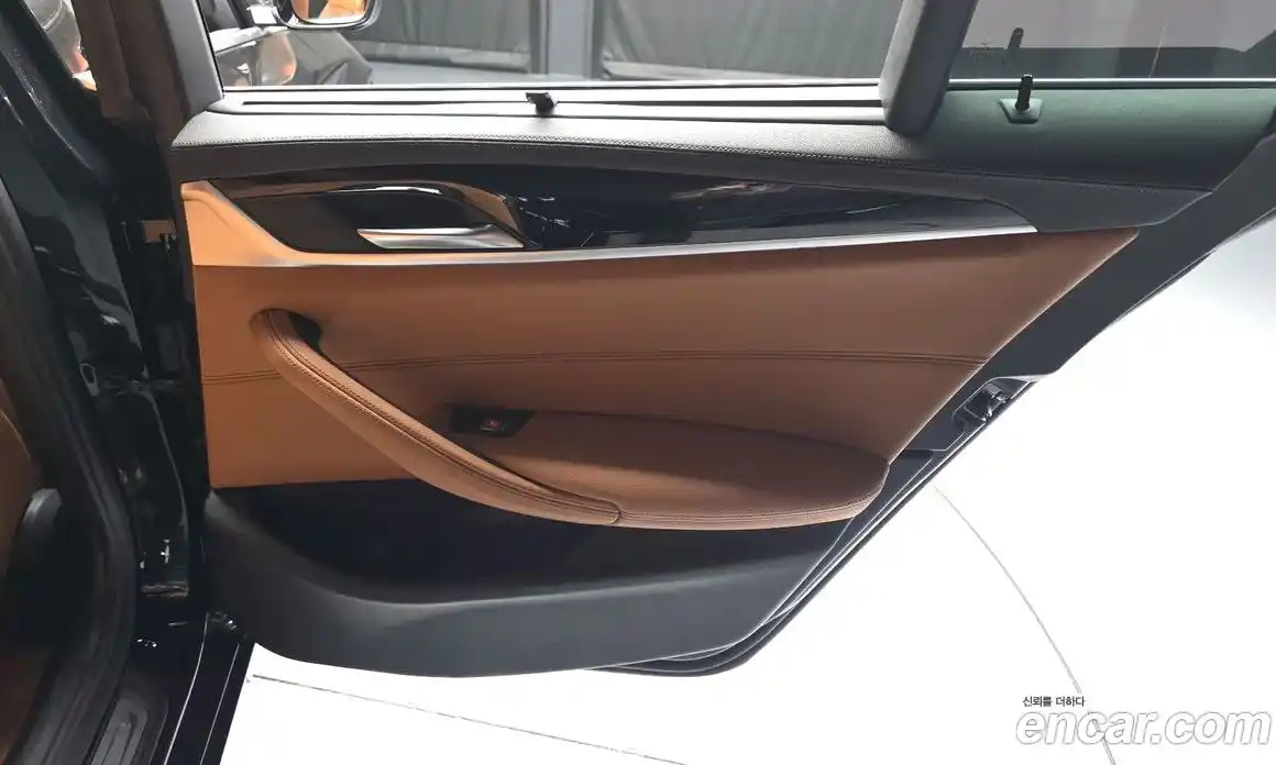 BMW 5 серия 2022 2.0 автомат (гидро), фото 15