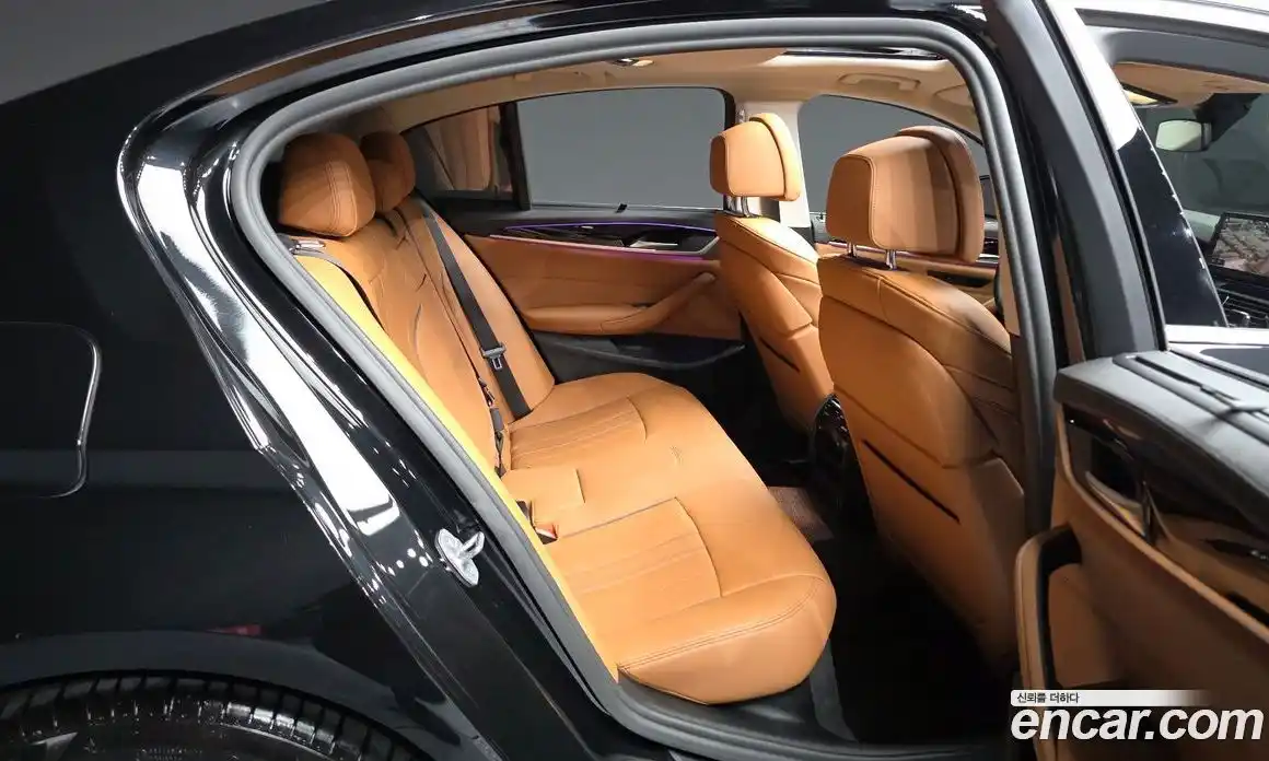 BMW 5 серия 2022 2.0 автомат (гидро), фото 18