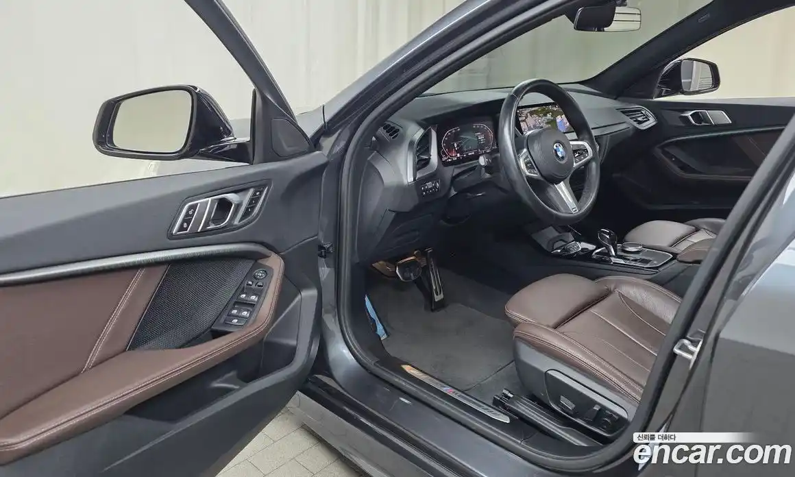 BMW 1 серия 2021 2.0 автомат (гидро), фото 13