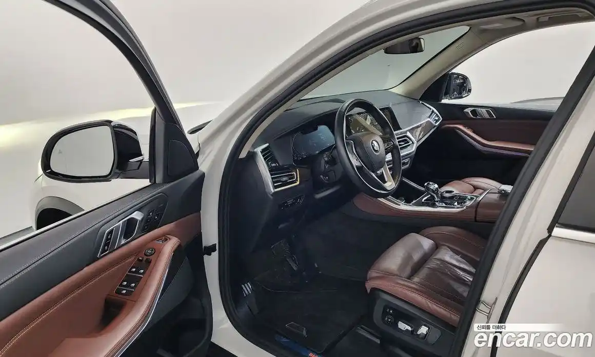 BMW X5 2022 3.0 автомат (гидро), фото 13