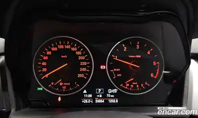 BMW 2 серия 2017 2.0 автомат (гидро), миниатюра 11