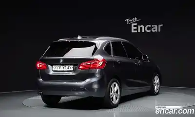 BMW 2 серия 2017 2.0 автомат (гидро), миниатюра 2