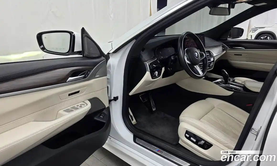 BMW 6 серия 2020 3.0 автомат (гидро), фото 13