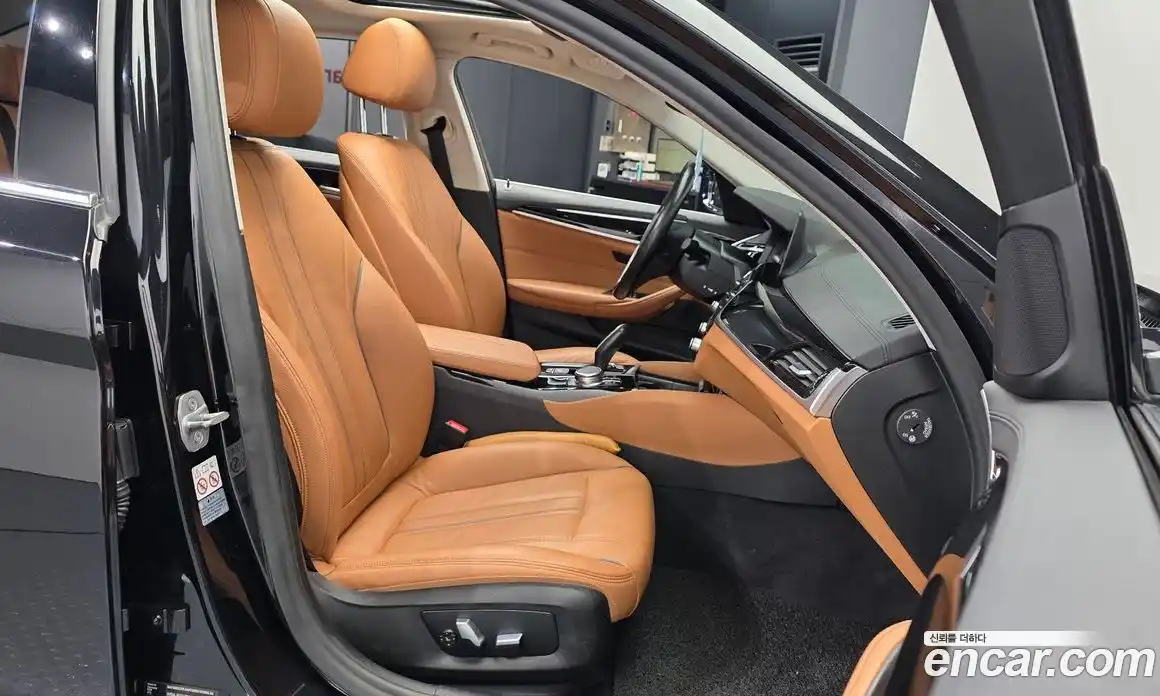 BMW 5 серия 2020 2.0 автомат (гидро), фото 17