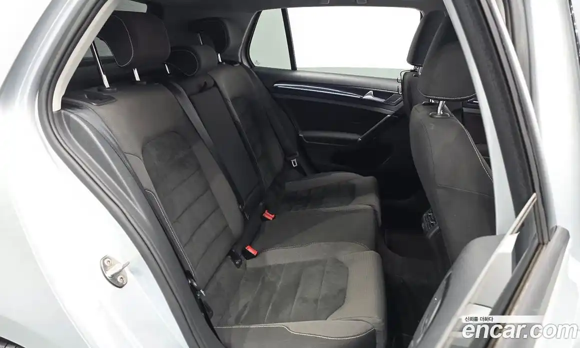 Volkswagen Golf 2014 2.0 автомат (гидро), фото 11