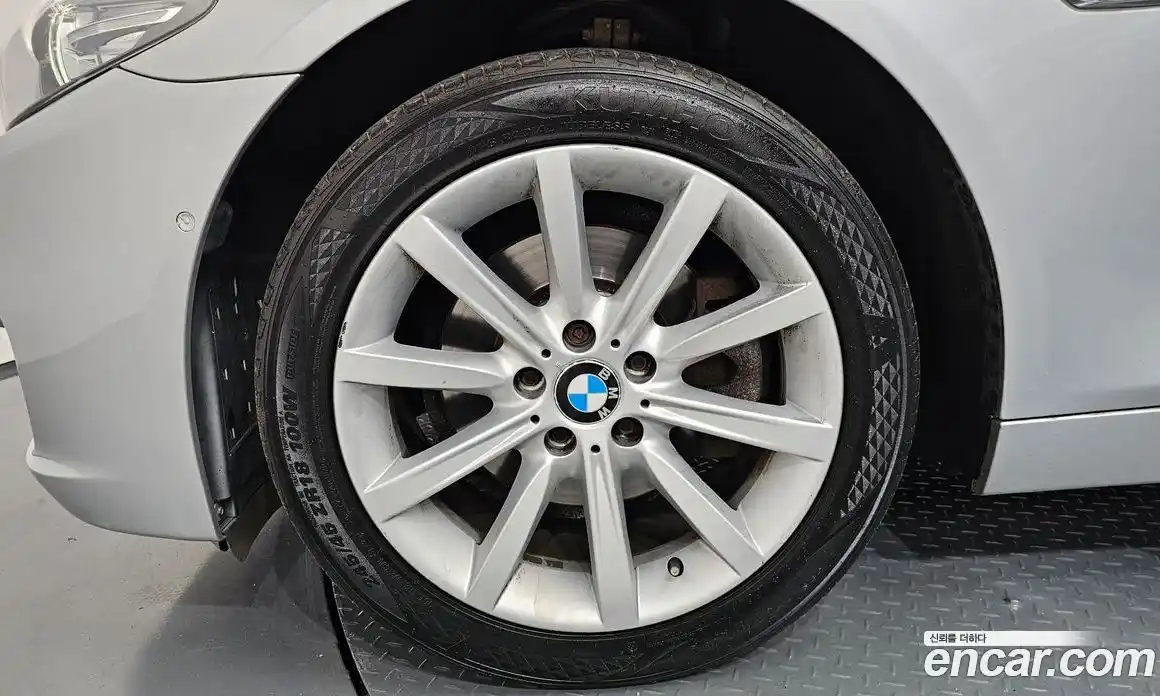 BMW 5 серия 2014 2.0 автомат (гидро), фото 5