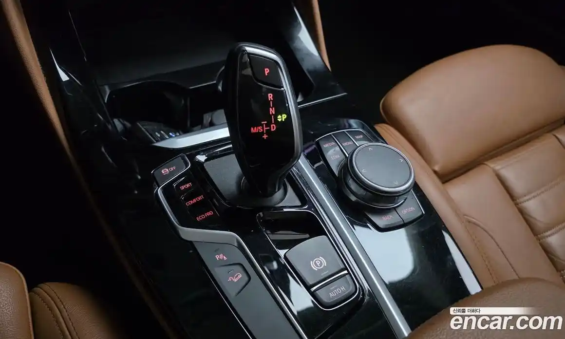BMW X4 2019 2.0 автомат (гидро), фото 9