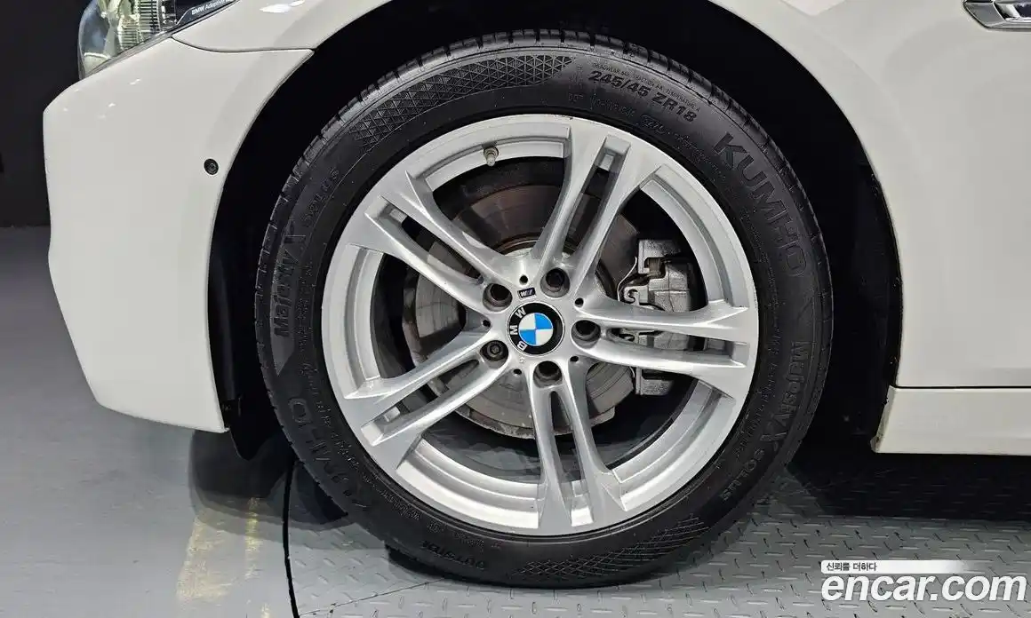BMW 5 серия 2016 2.0 автомат (гидро), фото 5