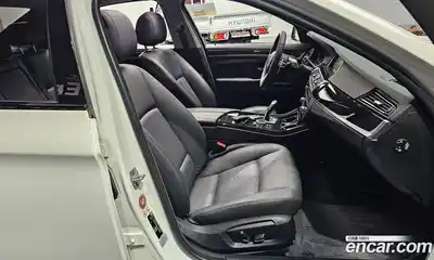BMW 5 серия 2016 2.0 автомат (гидро), миниатюра 10