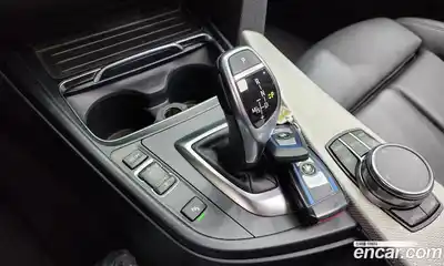 BMW 3 серия 2018 2.0 автомат (гидро), миниатюра 9