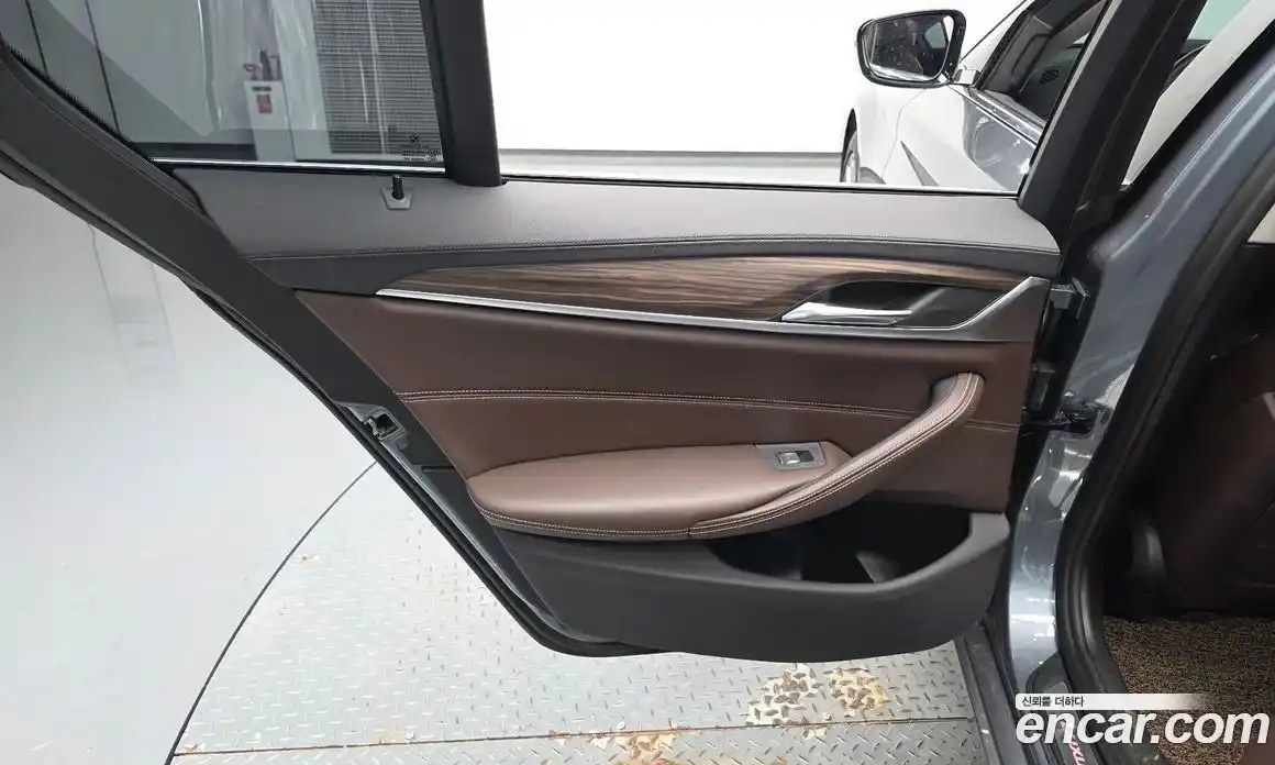 BMW 5 серия 2019 2.0 автомат (гидро), фото 14