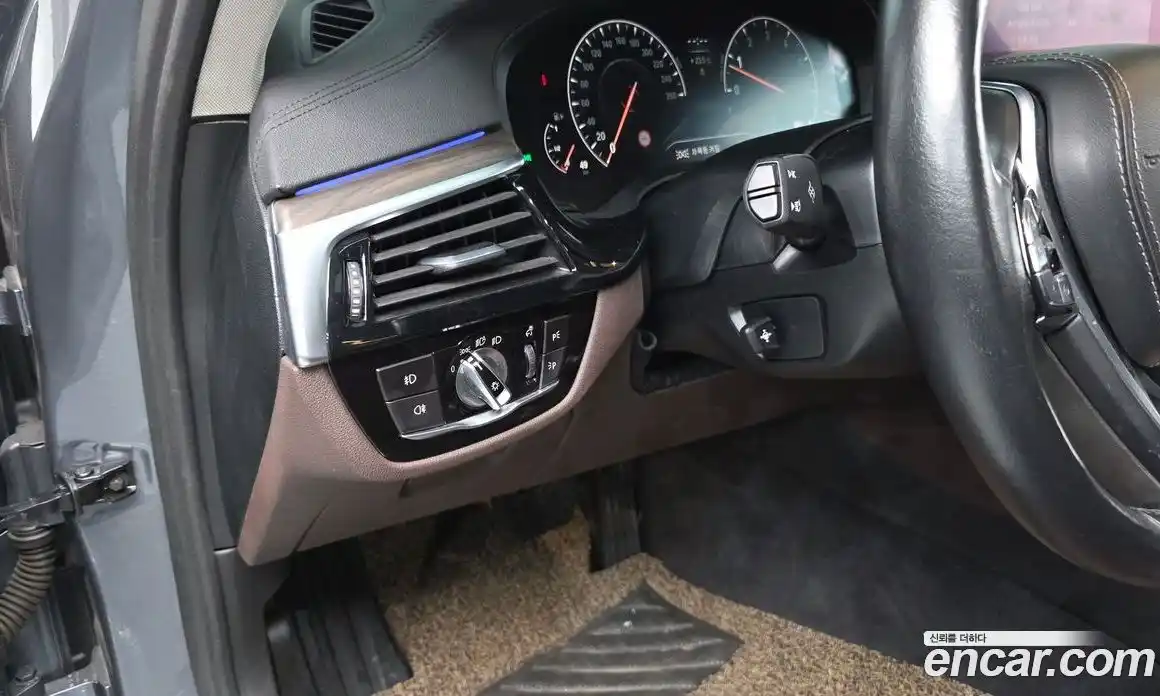 BMW 5 серия 2019 2.0 автомат (гидро), фото 18