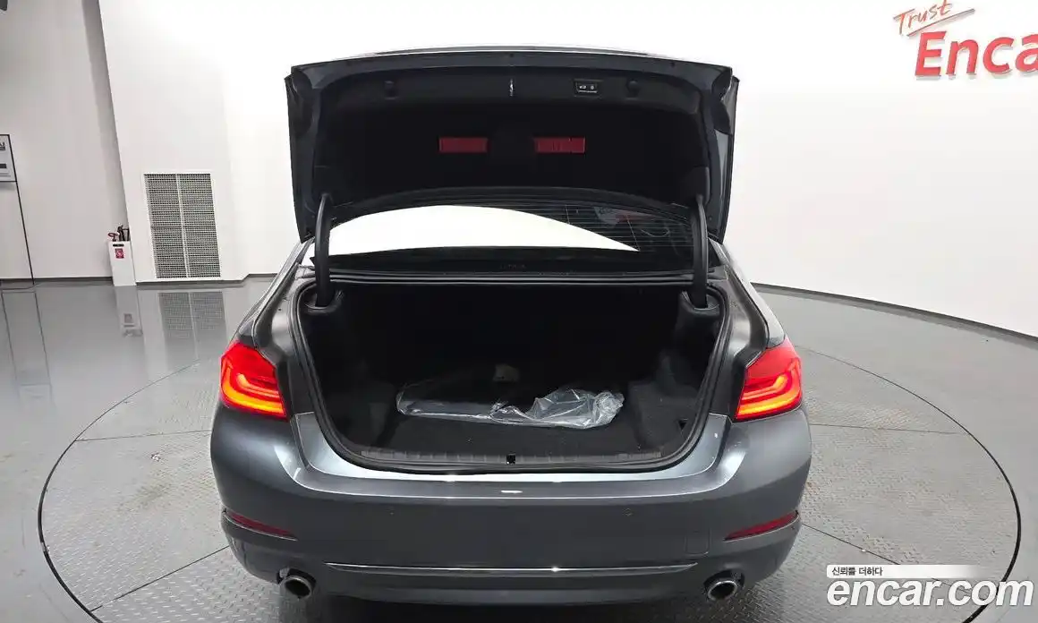BMW 5 серия 2019 2.0 автомат (гидро), фото 26