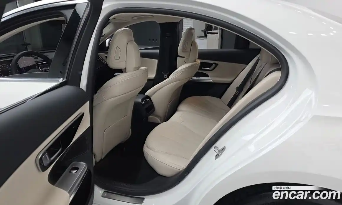 Mercedes-Benz E-Class 2025 2.0 автомат (гидро), фото 17