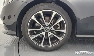 Mercedes-Benz E-Class 2020 2.0 автомат (гидро), миниатюра 4