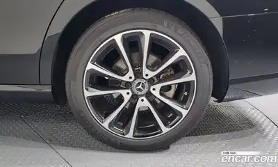 Mercedes-Benz E-Class 2020 2.0 автомат (гидро), миниатюра 6