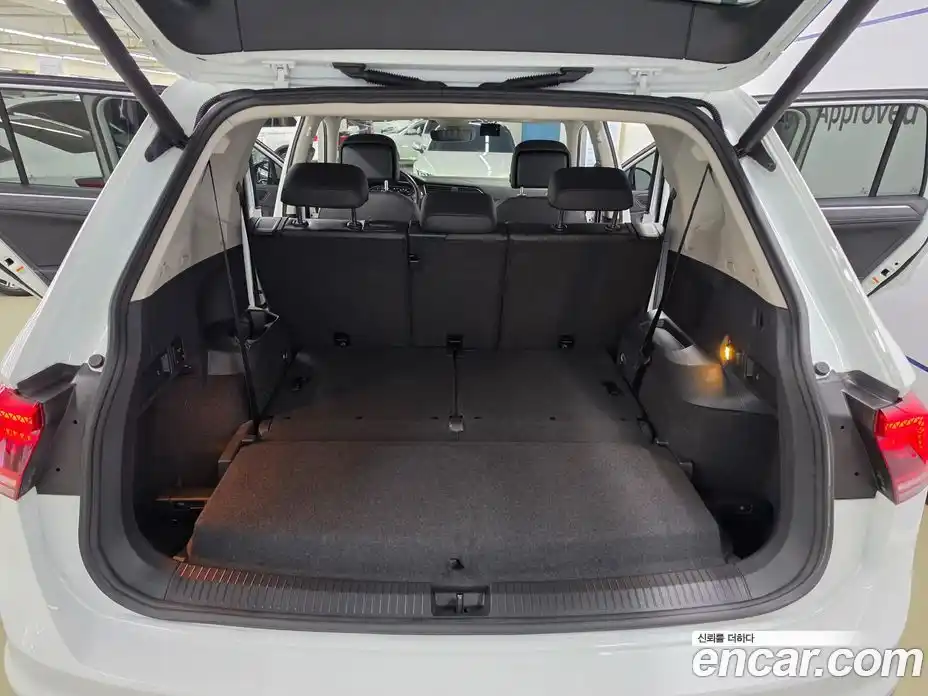 Volkswagen Tiguan 2020 2.0 автомат (гидро), фото 16