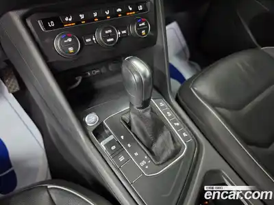 Volkswagen Tiguan 2020 2.0 автомат (гидро), миниатюра 9