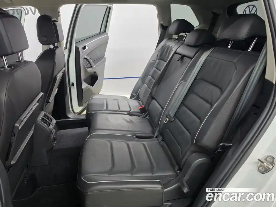 Volkswagen Tiguan 2020 2.0 автомат (гидро), фото 10