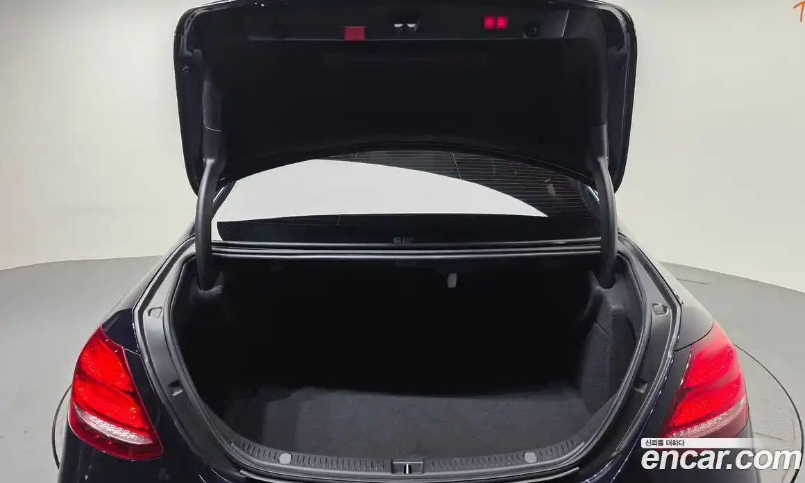 Mercedes-Benz E-Class 2020 2.0 автомат (гидро), фото 20