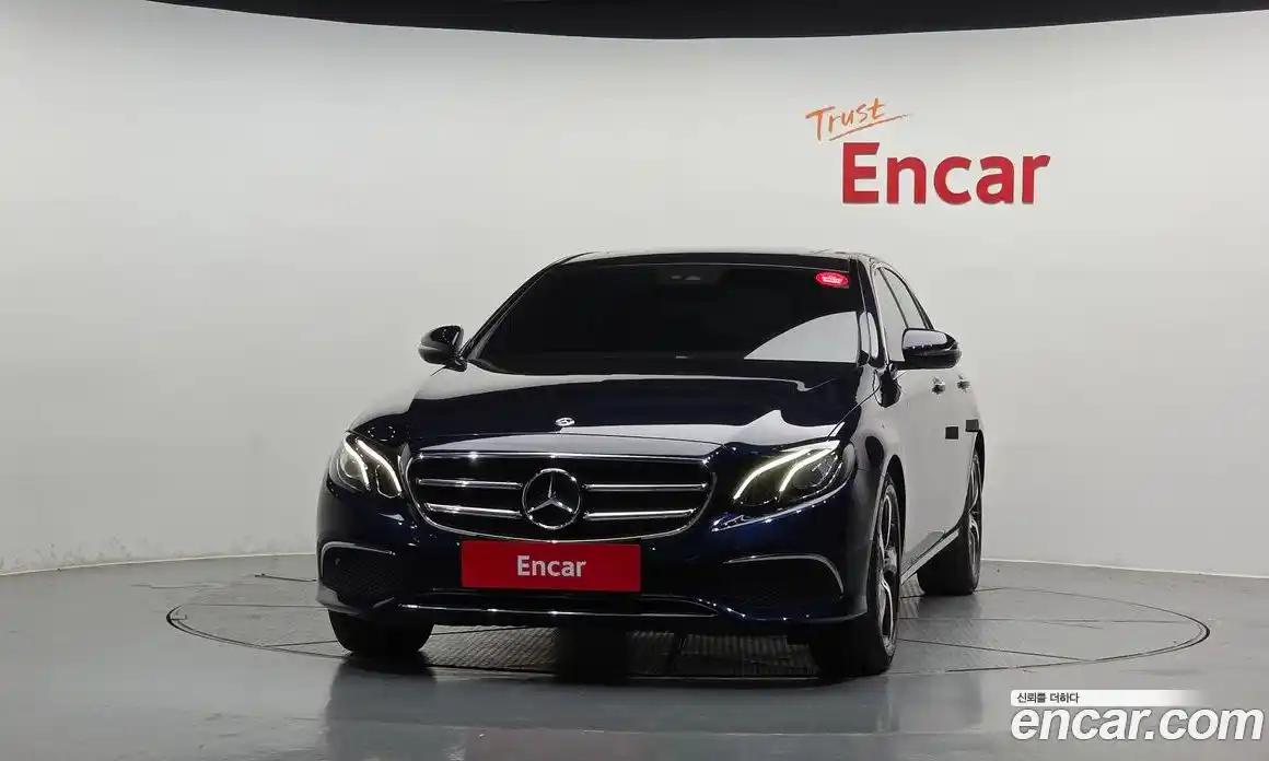 Mercedes-Benz E-Class 2020 2.0 автомат (гидро), фото 3