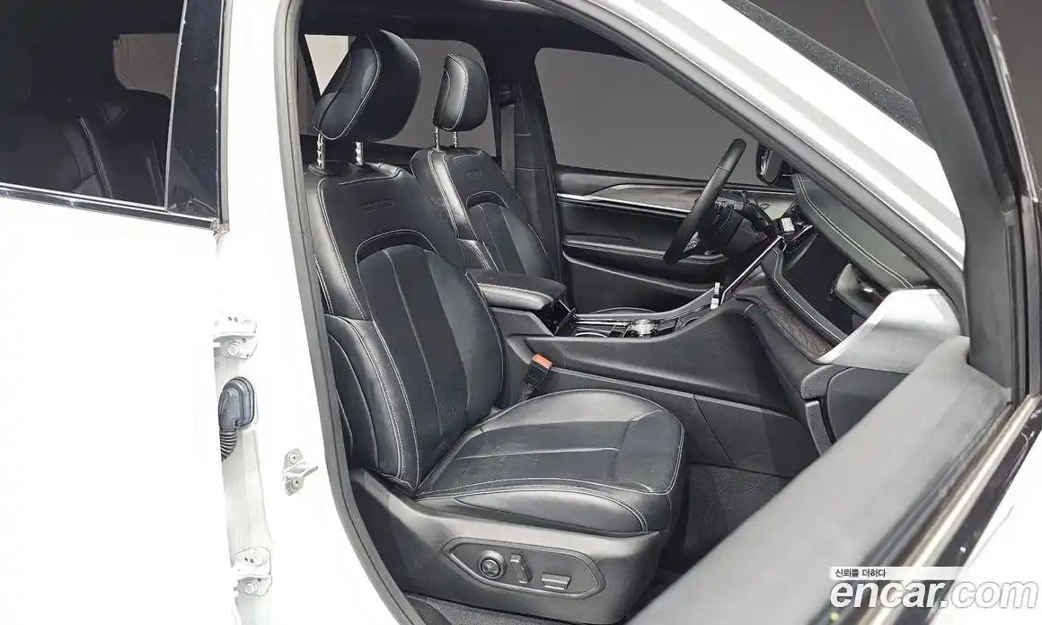 Jeep Cherokee 2022 3.6 автомат (гидро), фото 16
