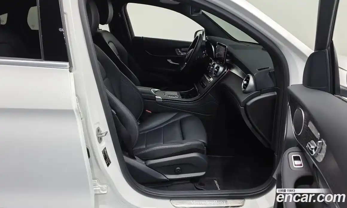 Mercedes-Benz GLC-Class 2021 2.0 гидро, фото 11