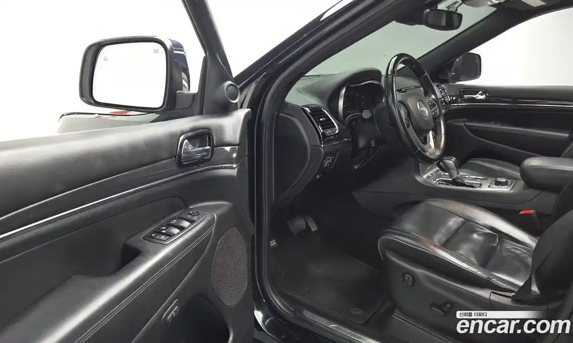 Jeep Cherokee 2021 3.6 автомат (гидро), фото 13