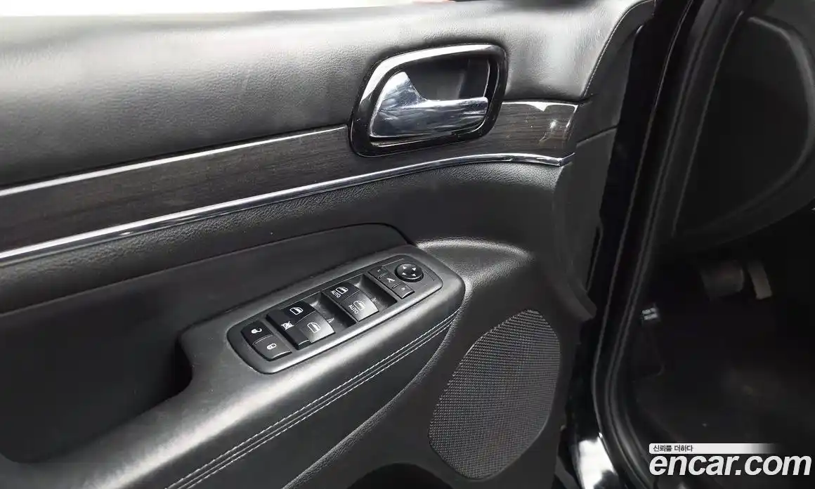 Jeep Cherokee 2021 3.6 автомат (гидро), фото 31