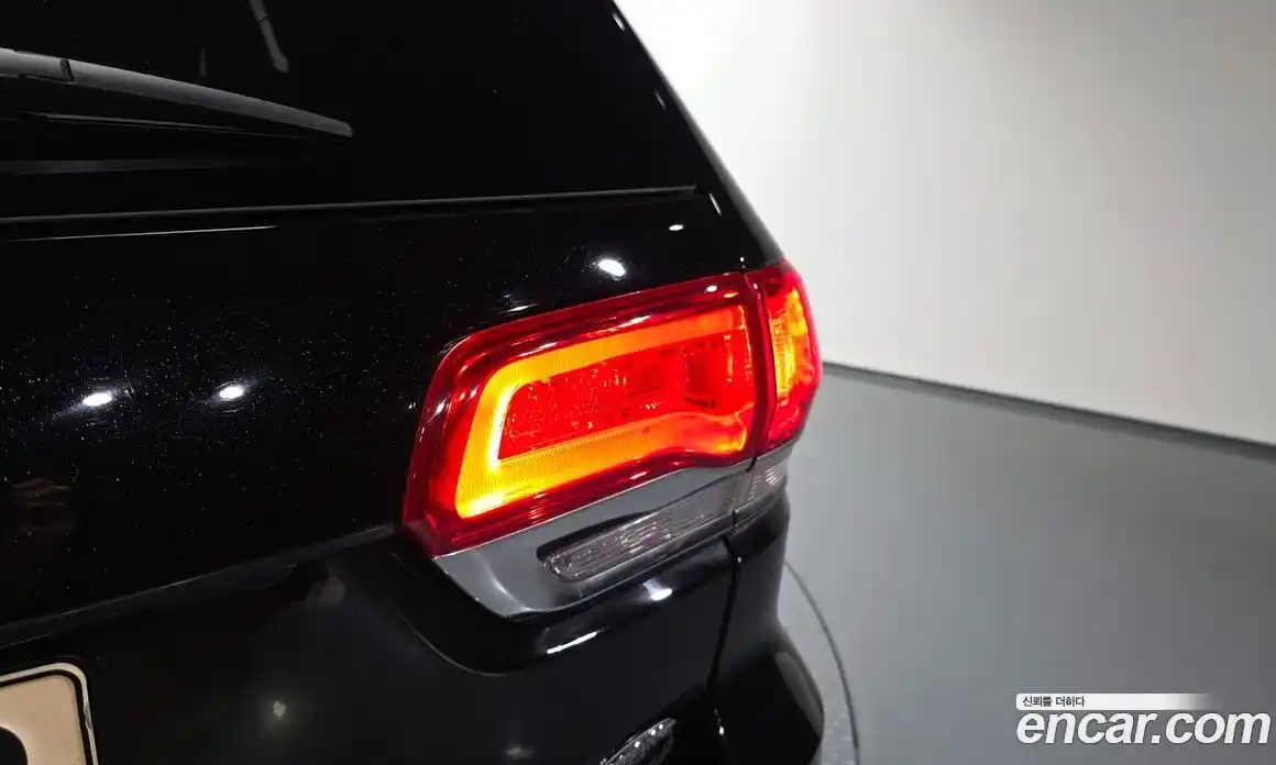 Jeep Cherokee 2021 3.6 автомат (гидро), фото 9