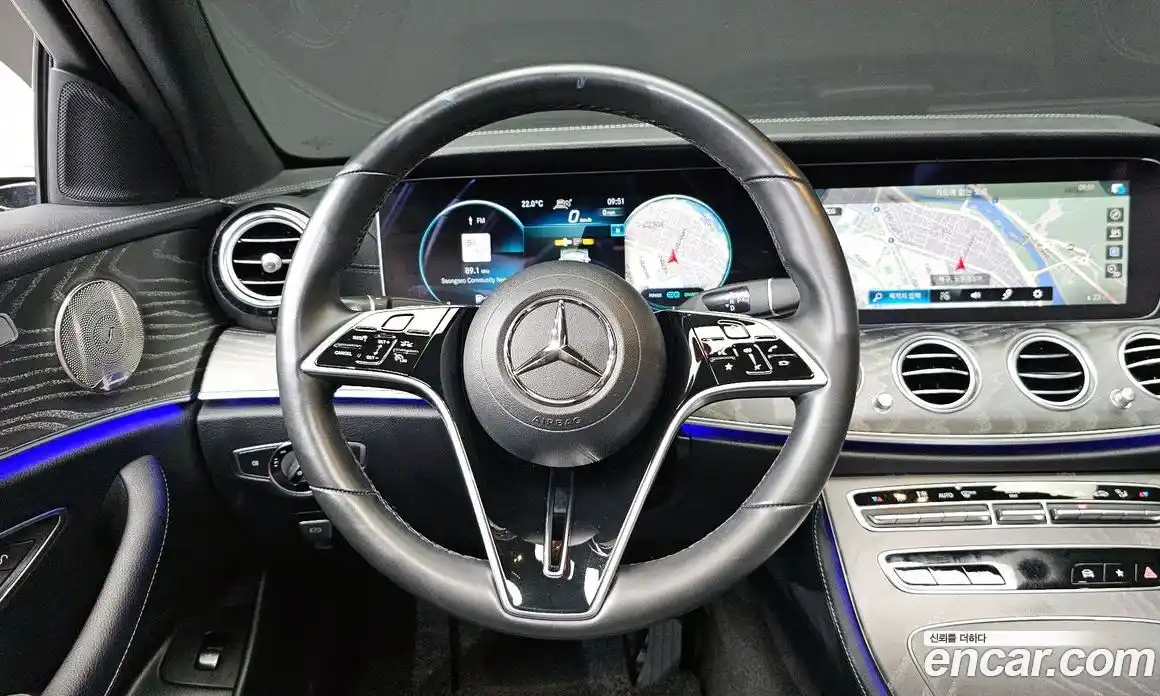 Mercedes-Benz E-Class 2023 2.0 автомат (гидро), фото 12
